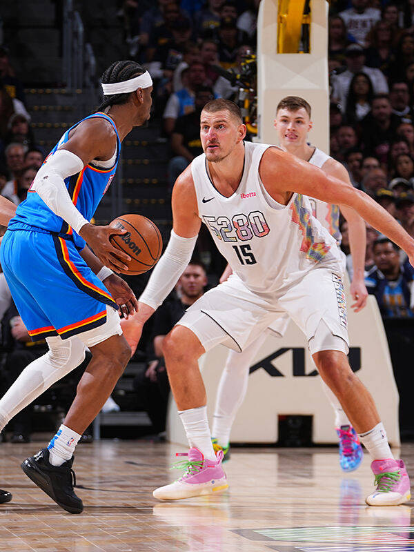 Ming重返赛场,领先优势明显首场状态出色,掘金观众沸腾!赛场气氛高涨-开云下载