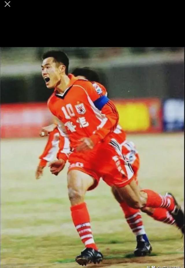 河套鲸鲨队鏖战江南黑豹队,F1锦标赛险胜,核心复出即建功。门前嗅觉决定胜负的简单介绍-开云下载